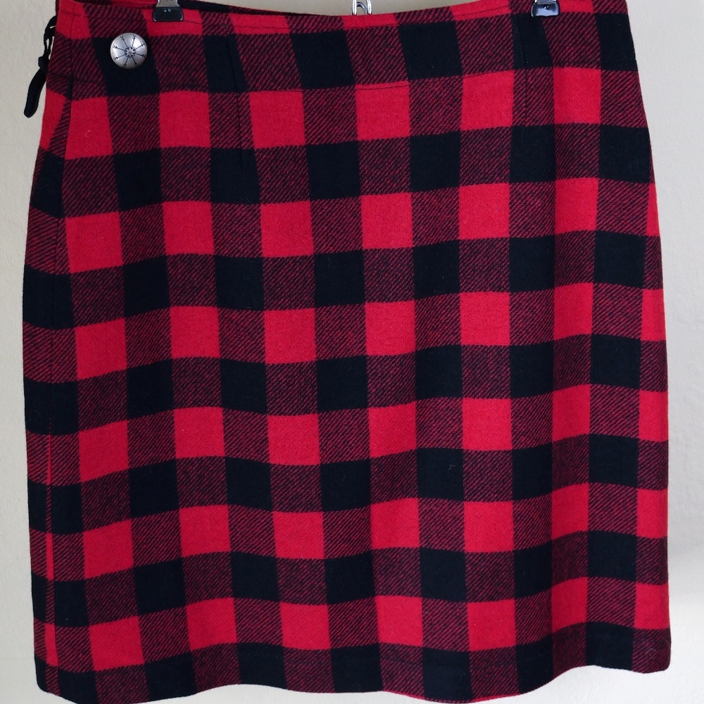 Pendleton buffalo plaid wrap skirt US size 10